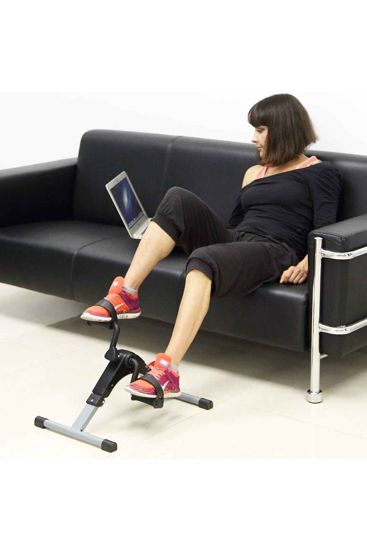 دراجة تمارين ارضية,للياقة البدنية بدواسة و شاشة LCD, عجلة لممارسة تمارين اليد والقدم قابلة للطي