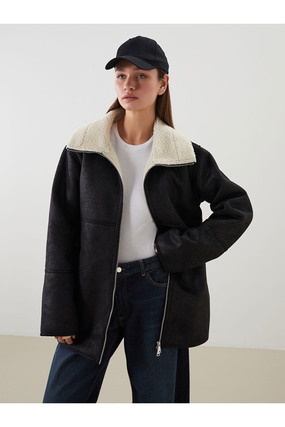 کاپشن ال سی وایکیکی W51606Z8-CVL-19102025