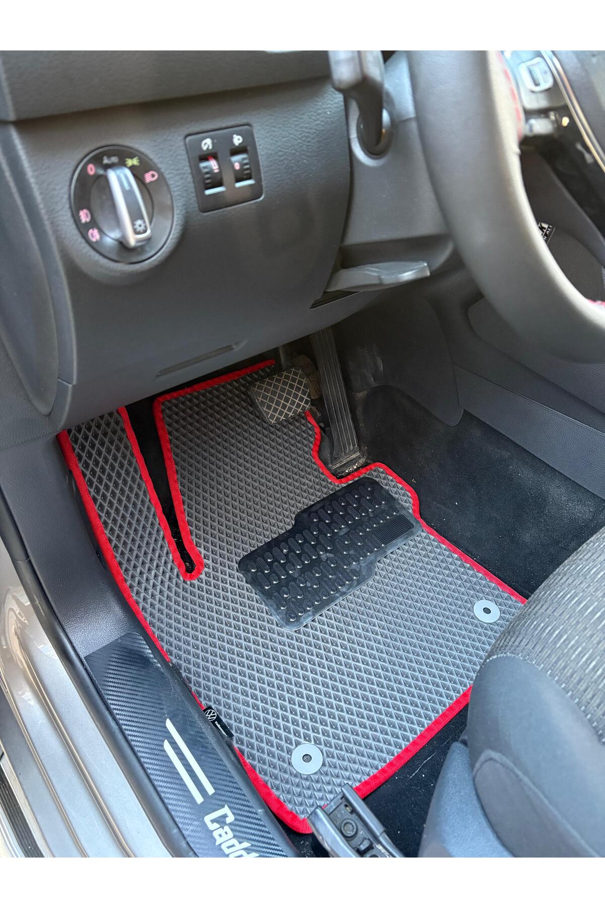 Paspaschı Volkswagen Caddy Eva Oto Paspas Takımı (2012-2020 model arası) - Topukluk Dahil Değildir