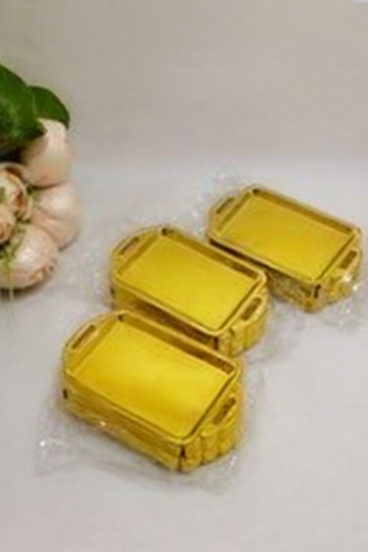 Butik Center 12'li plastik minik nikah şekeri tepsisi gold