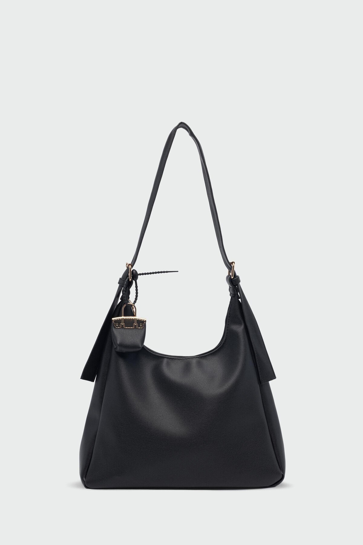 Shule Bags Guts Charmlı Salaş Omuz Çantası Siyah