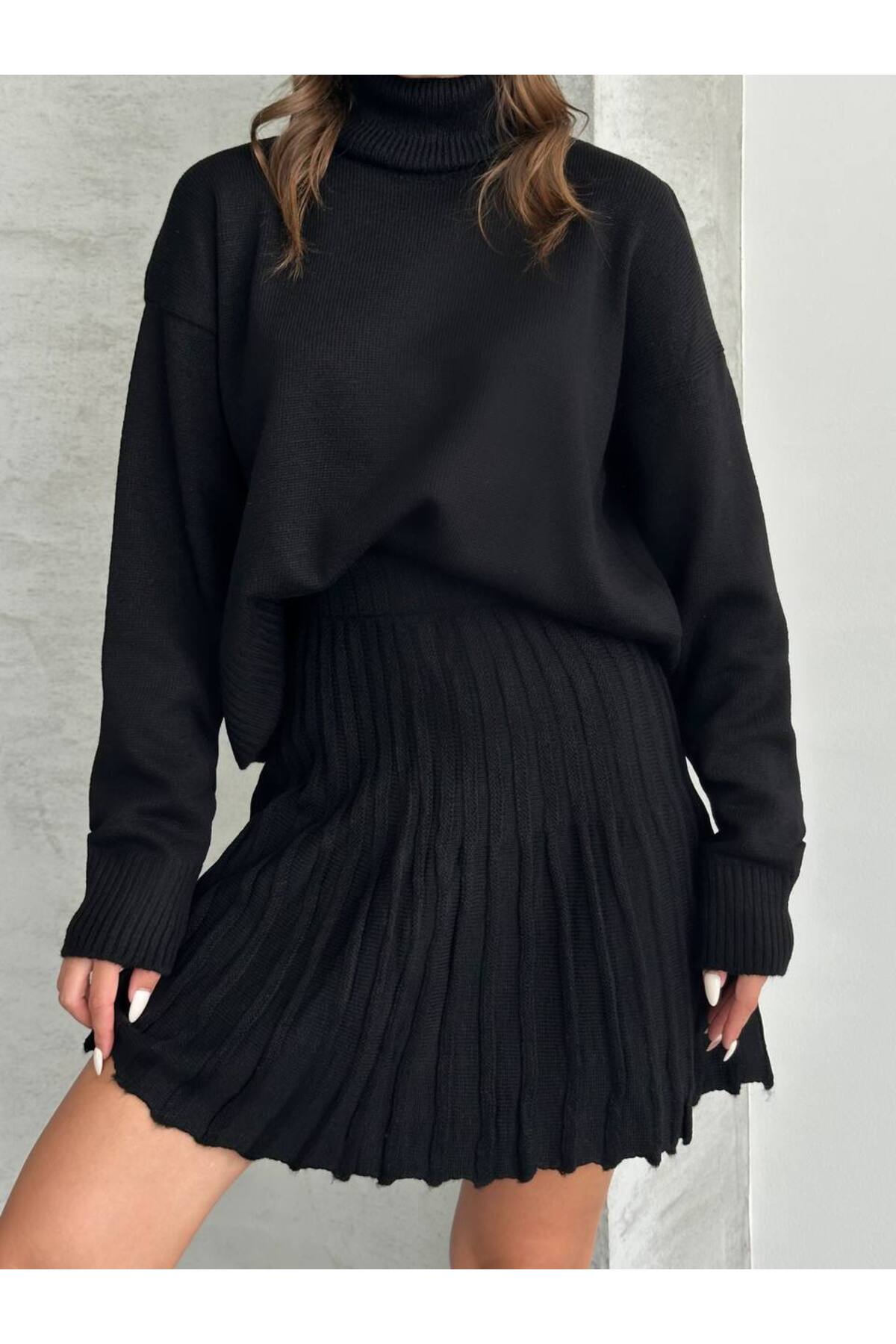 Ensemble deux pièces pull col roulé et jupe en tricot femme noir - Görsel 5