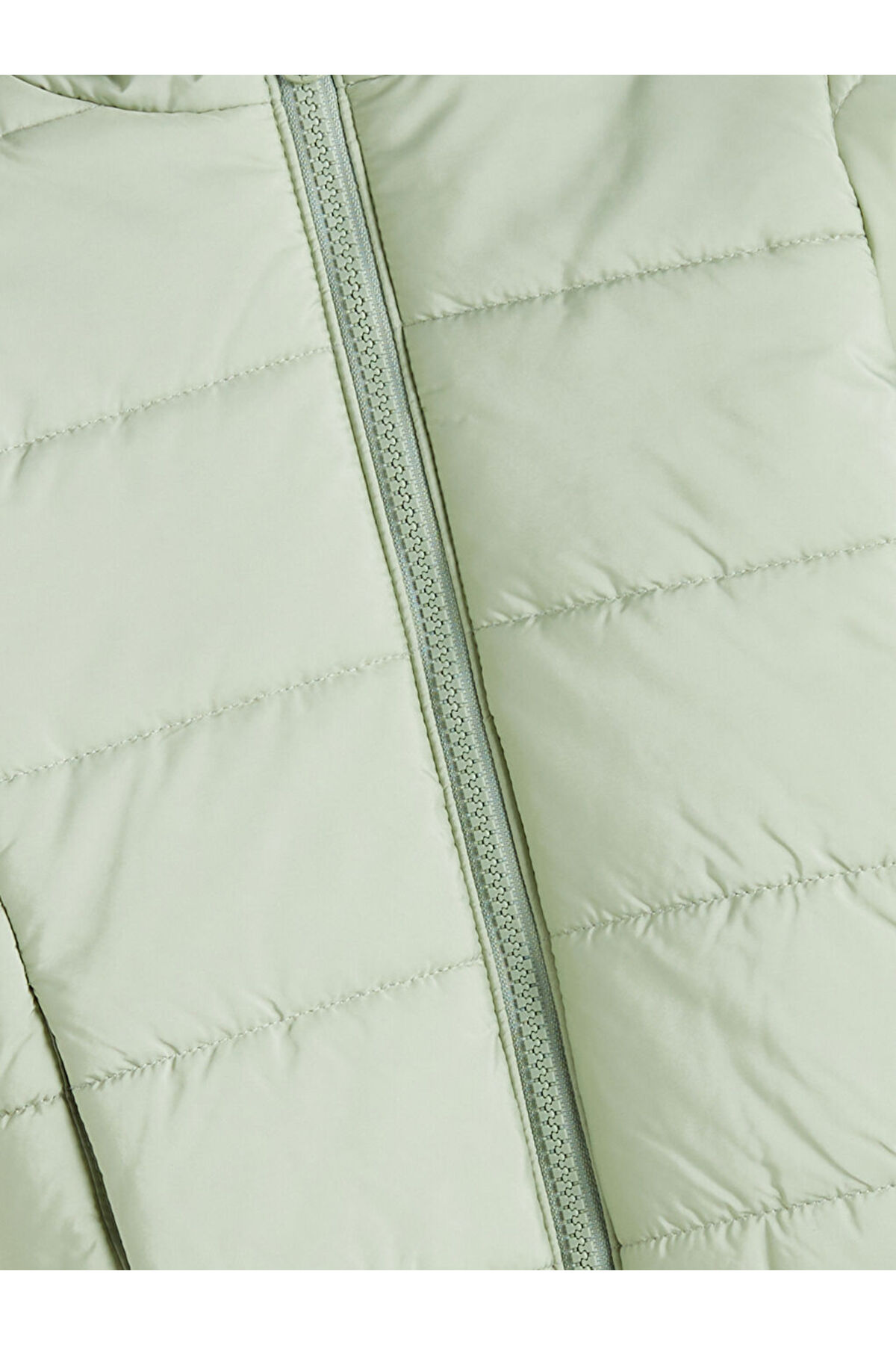 LC Waikiki Kapüşonlu Kız Çocuk Şişme Mont fotoğrafı 3 (önizleme)