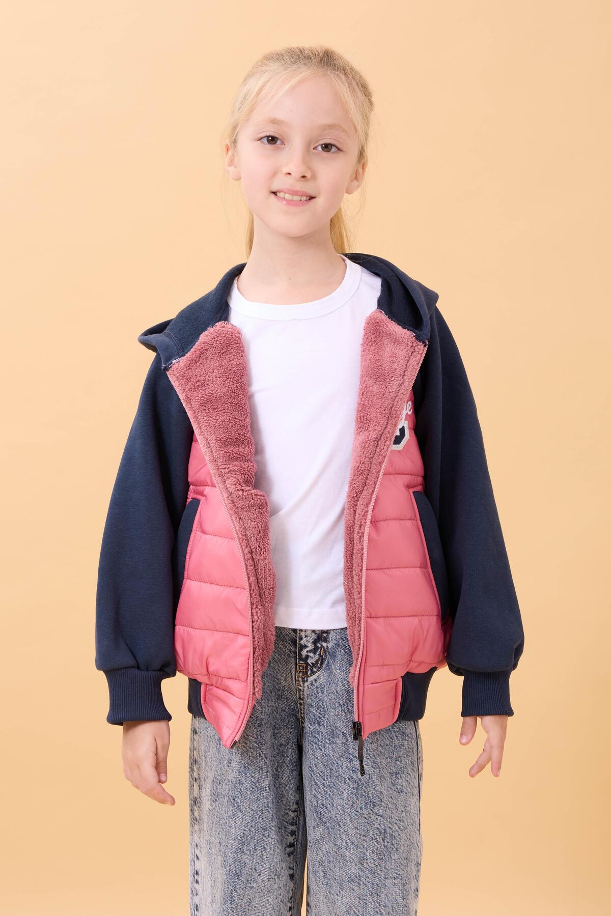 Perendi Kız Çocuk İçi Peluşlu Kapüşonlu Kapitone Kolej Ceket – Gülkurusu fotoğrafı 2 (önizleme)