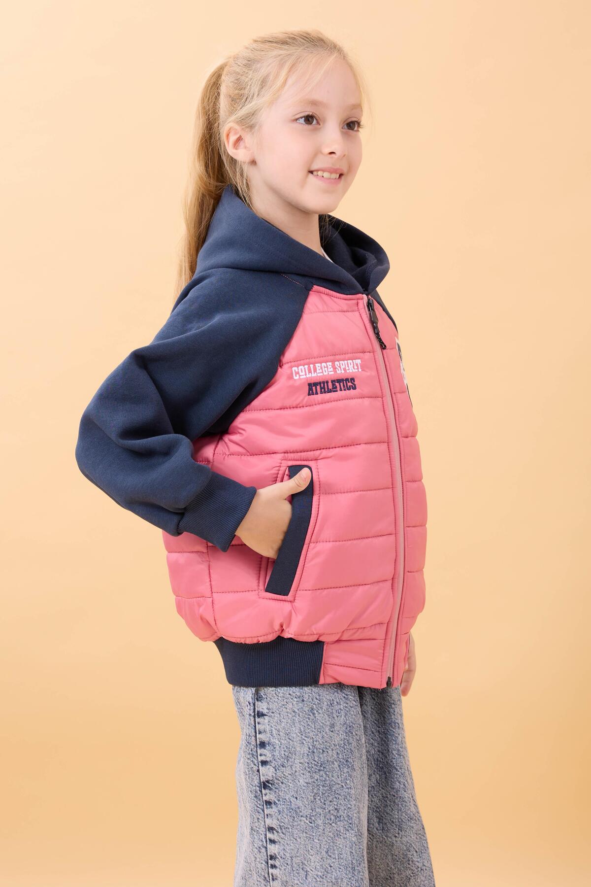 Perendi Kız Çocuk İçi Peluşlu Kapüşonlu Kapitone Kolej Ceket – Gülkurusu fotoğrafı 5 (önizleme)