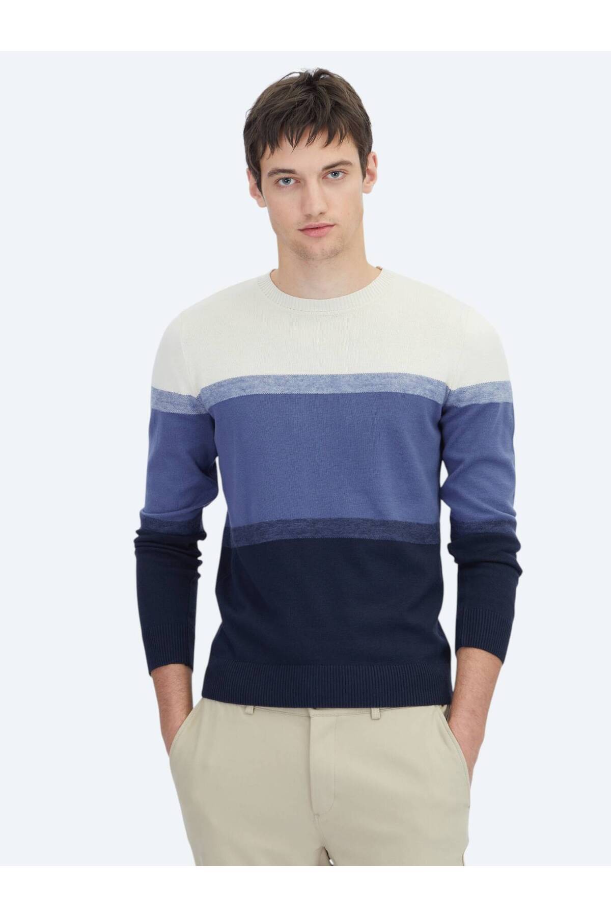 ژاکت بافتنی نخی ژاکارد یقه گرد سرمه‌ای Kip