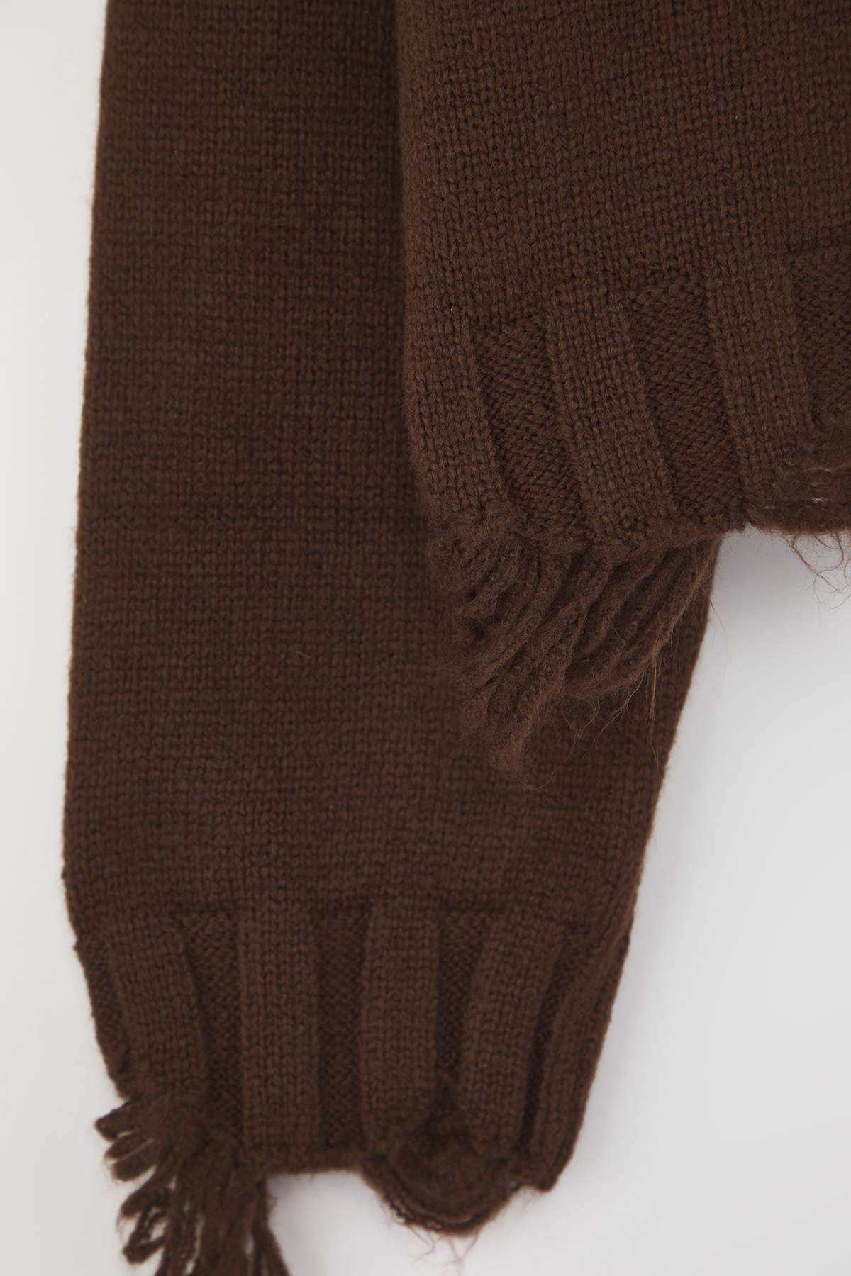 Trendyolmilla  Kahverengi Crop Geniş Kalıp Yumuşak Dokulu Akıtma Detaylı Triko Kazak TWOAW24KZ00319 - Görsel 8