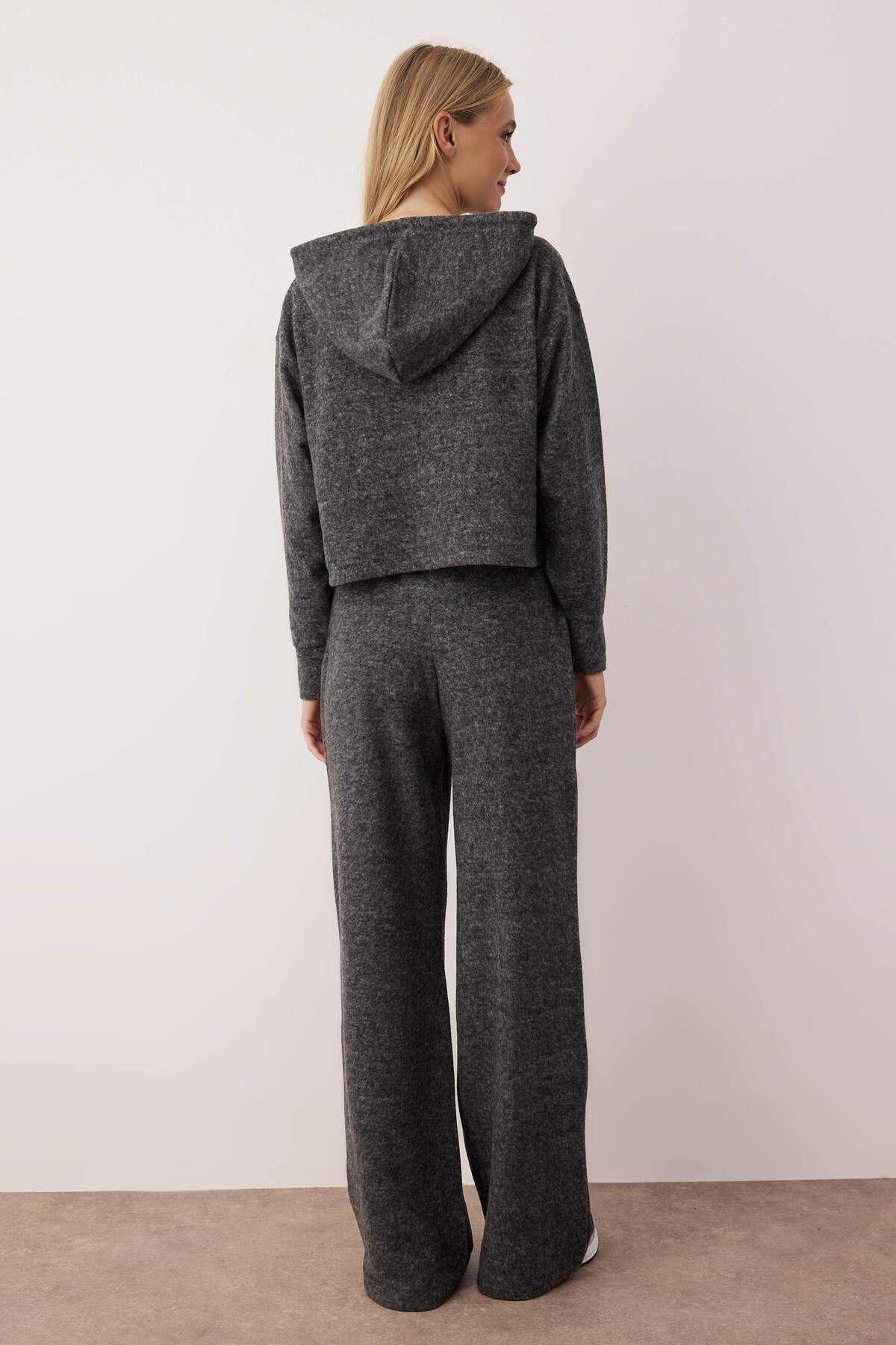 Trendyolmilla  Antrasit Örme Fermuarlı Yumoş Alt-Üst Takım TWOAW26AU00060 - Görsel 4