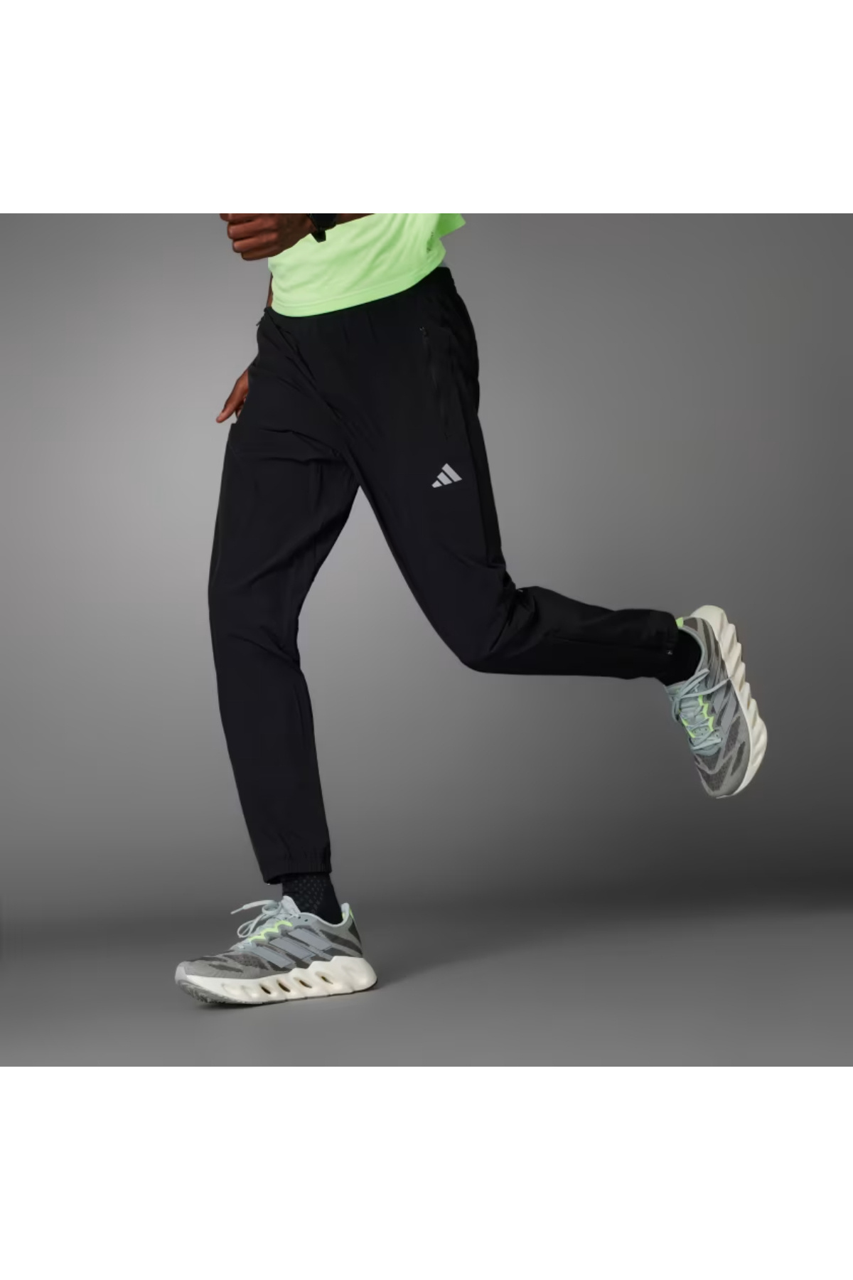 آدیداس IL7187 RUN IT PANT شلوار گرمکن مردانه مشکی آدیداس IL7187 RUN IT PANT شلوار گرمکن مردانه مشکی