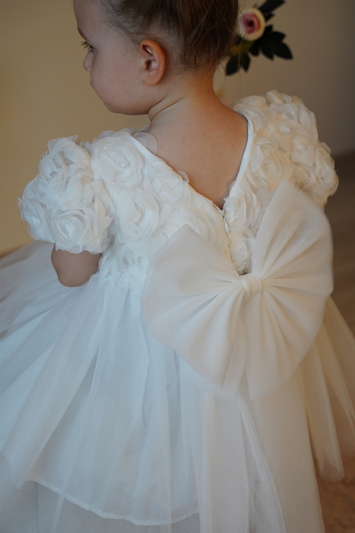 ALYRA Kız Bebek Elbise Kısa Kollu Fiyonklu Güllü Doğum Günü Parti Düğün Özel Gün Abiye Kız Çocuk Elbise fotoğrafı 7 (önizleme)