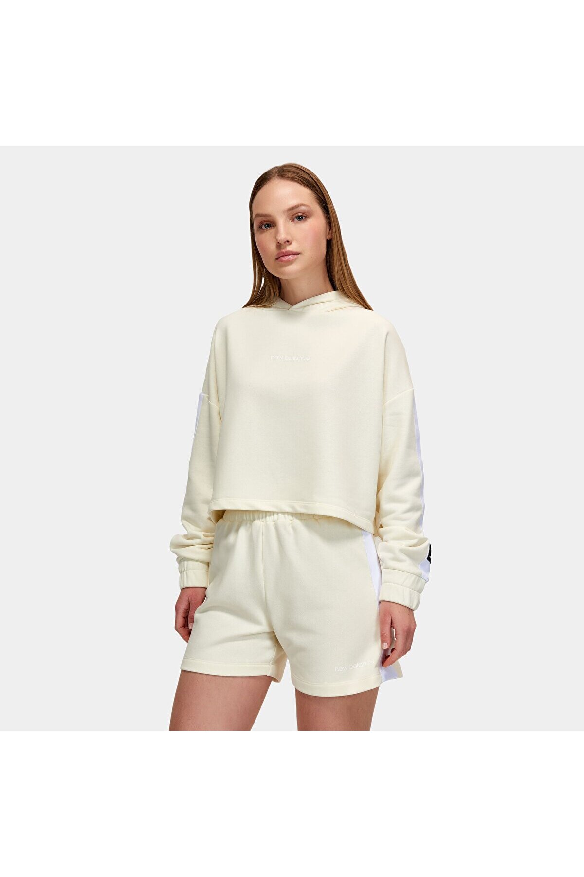 New Balance WNH1420 Bej Kadın Sweatshirt görsel 3