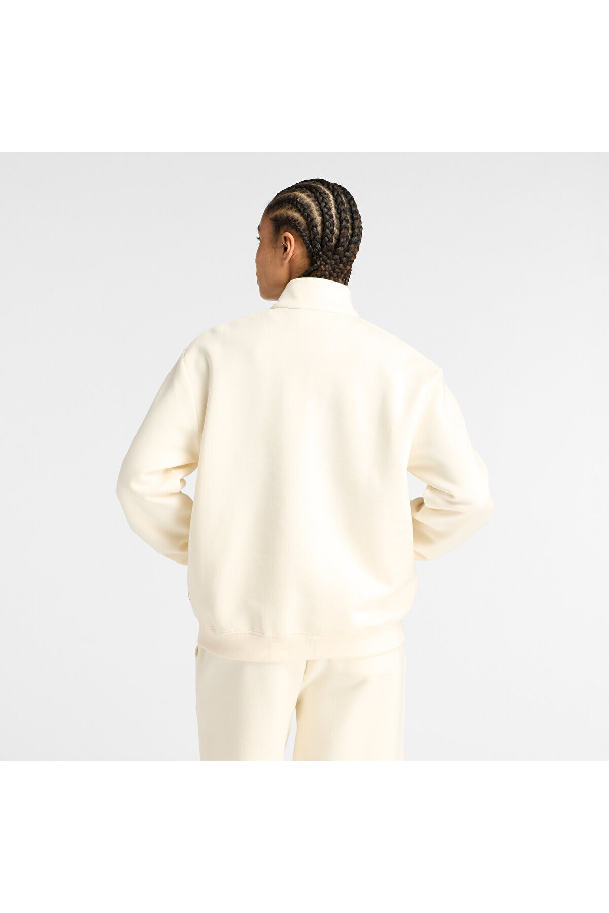 New Balance Krem Kadın Sweatshirt görsel 3