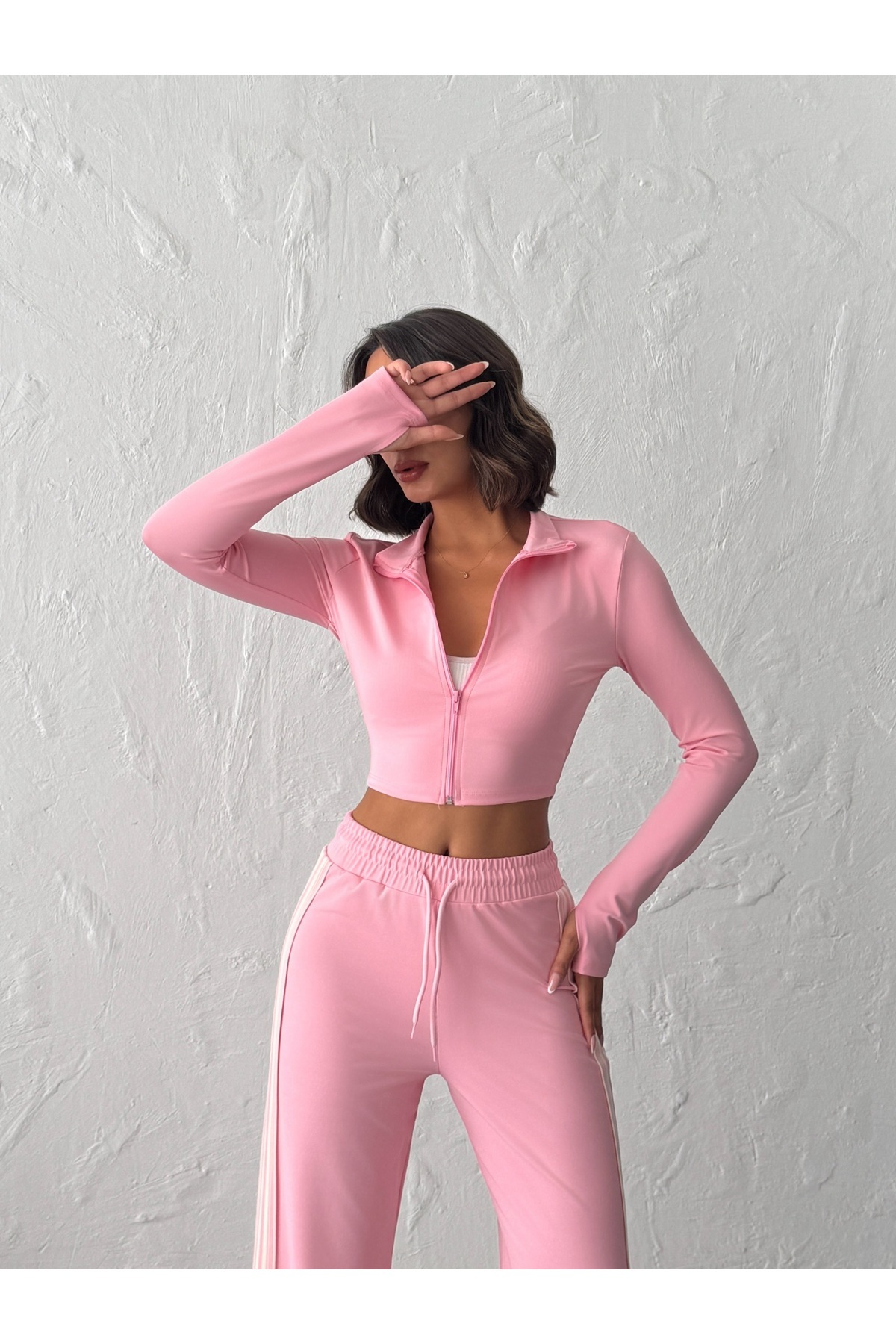Miss Prova Soft Kumaş Fermuarlı ve Parmak Geçmeli Örme Spor Ceket/Sweatshirt MISSCE7334 görsel 2