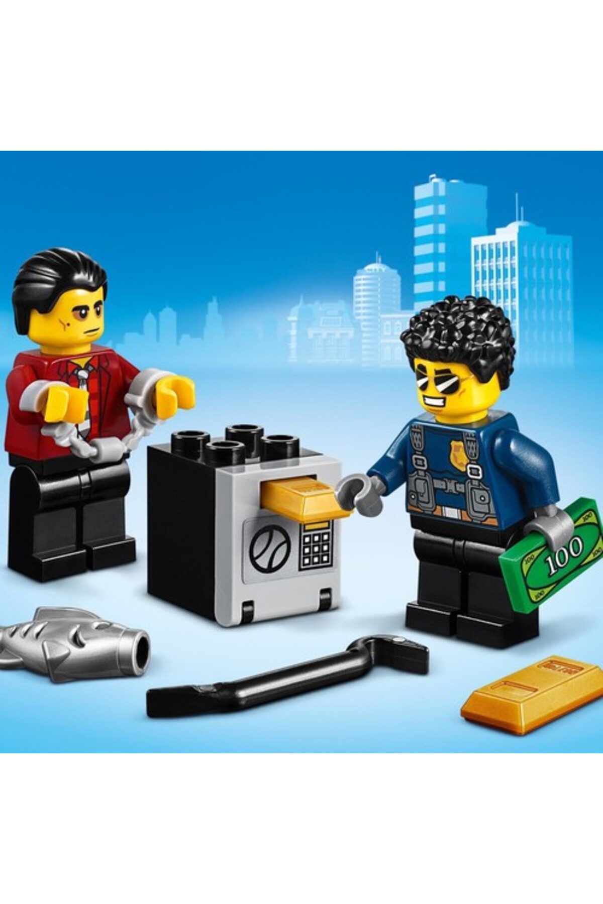 شهر ۶۰۲۴۲ پلیس بزرگراه بازداشت