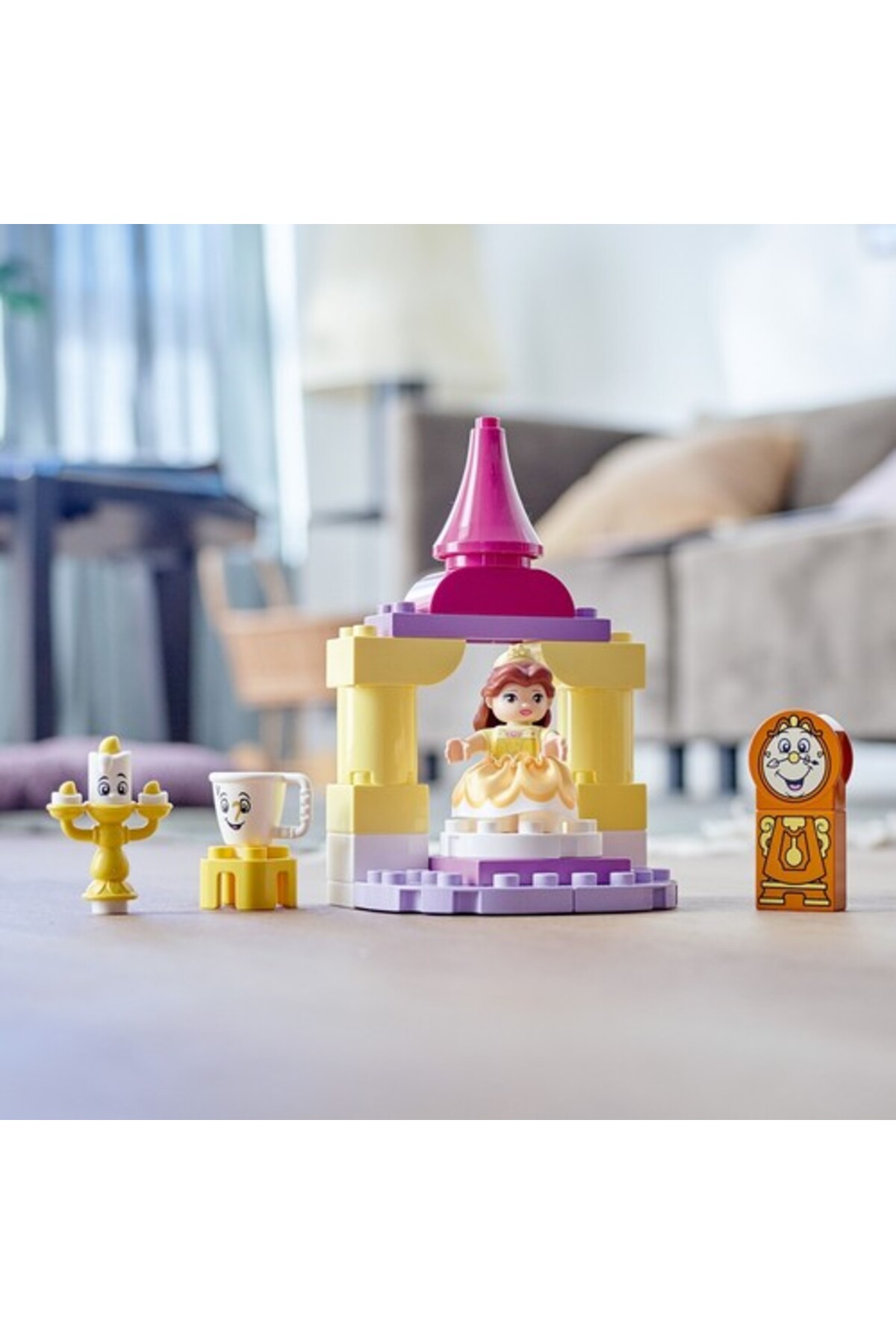 LEGO Duplo 10960 Belle's Ballroom fotoğrafı 6 (önizleme)