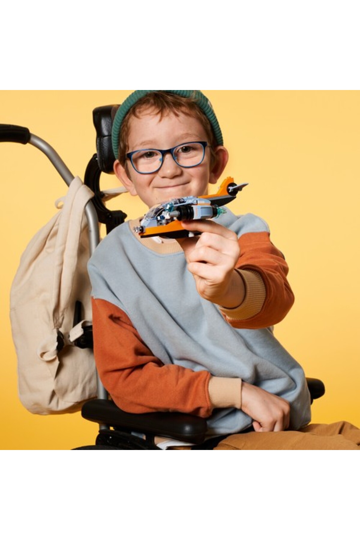 خالق ۳۱۱۱۱ سایبر دِرون