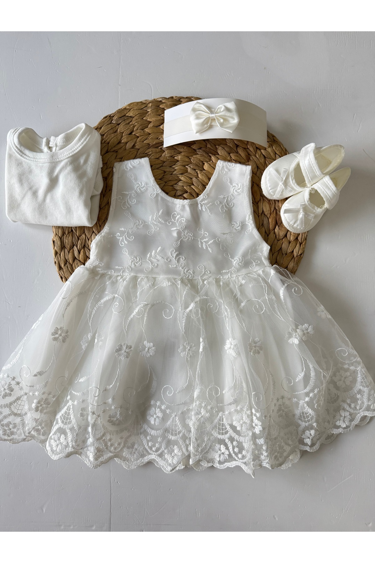 PİLEKİ BABY ( 4 Parça ) 0 4 Ay Yenidoğan Bebek Mevlüt Elbisesi Prenses Elbise Dantelli Kız Bebek Elbisesi fotoğrafı 3 (önizleme)