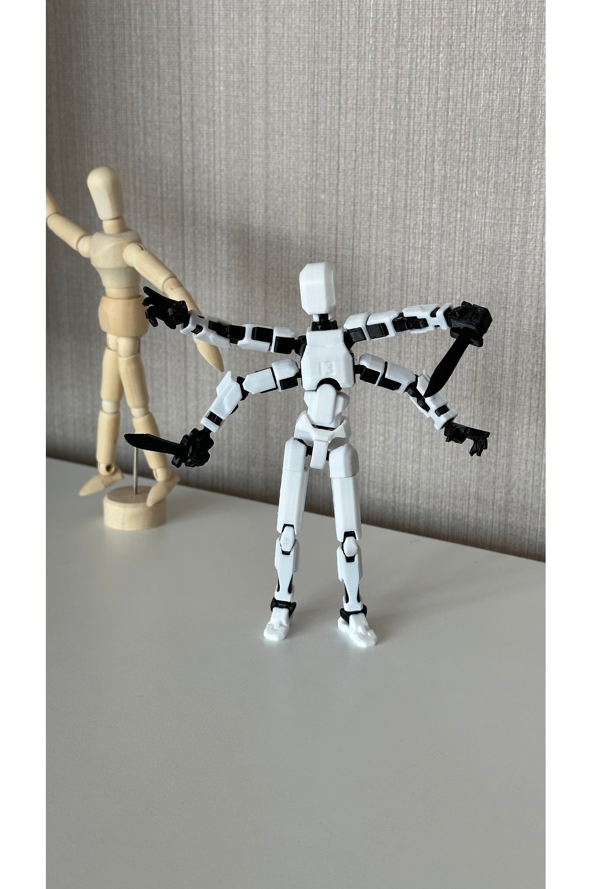 Loopify Lucky 13 Aksiyon Figürü Robot Oyuncak 13cm Dört Kollu