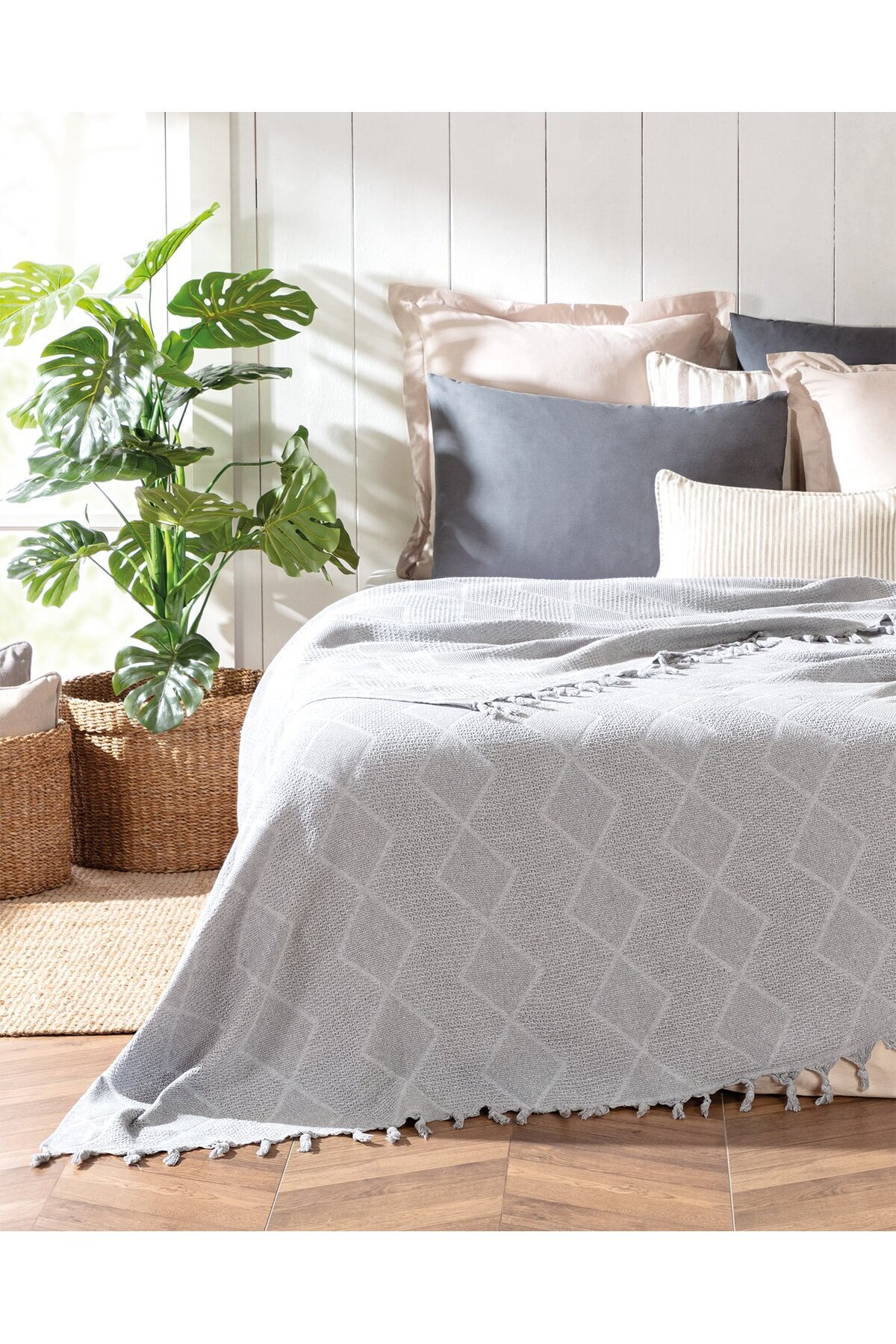 Madame Coco Basile Doppelbett-Tagesdecke - Grau