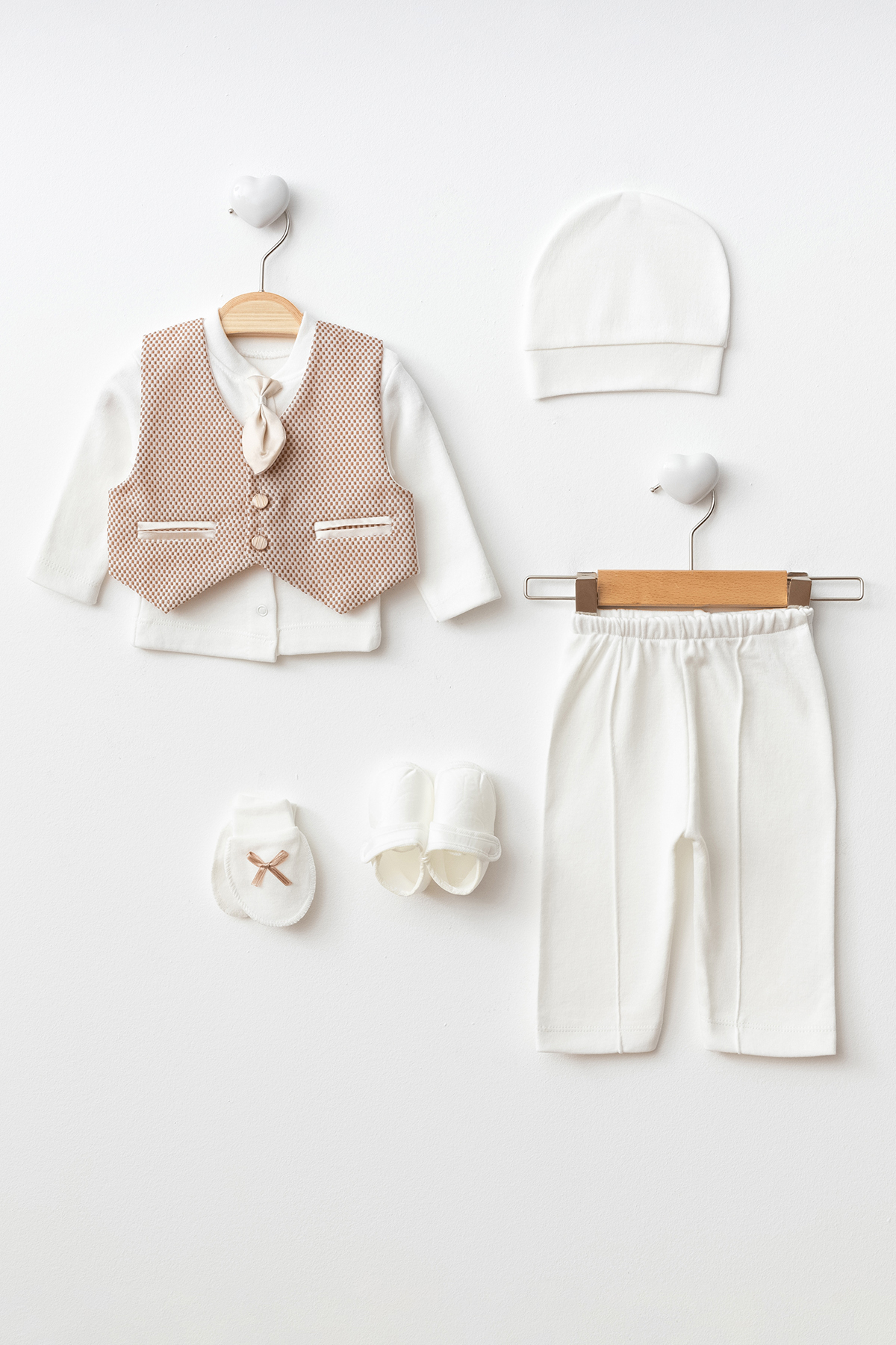 Harry&Millie Erkek Bebek Yenidoğan Mevlüt Takımı Yelekli Kravatlı Bebek Takım fotoğrafı 2 (önizleme)