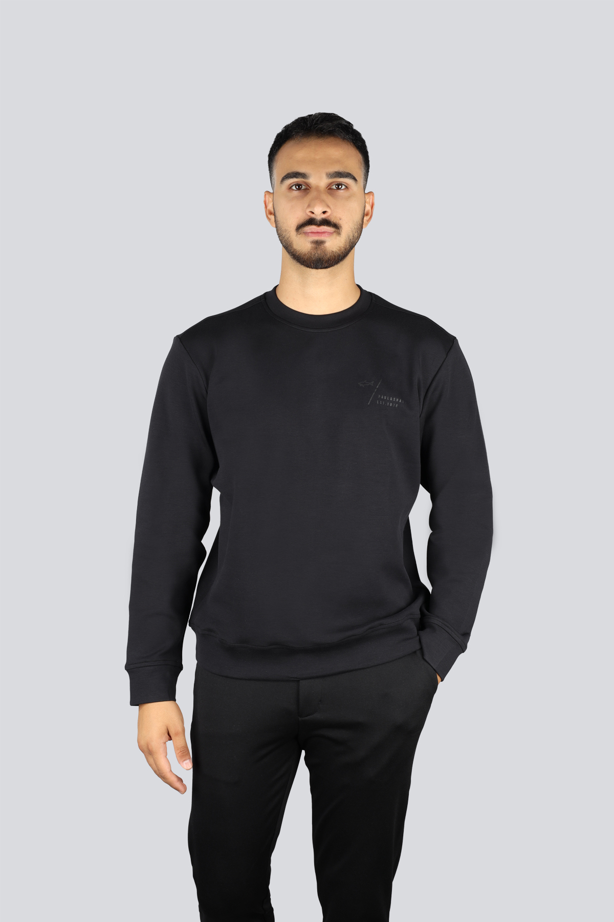 پال اند شارک سویشرت مردانه طرح‌دار یقه گرد طرح‌دار طرح‌دار، آستین بلند، مشکی، کد ۱۵۳۱۱۸۶۱A-۰۱۱