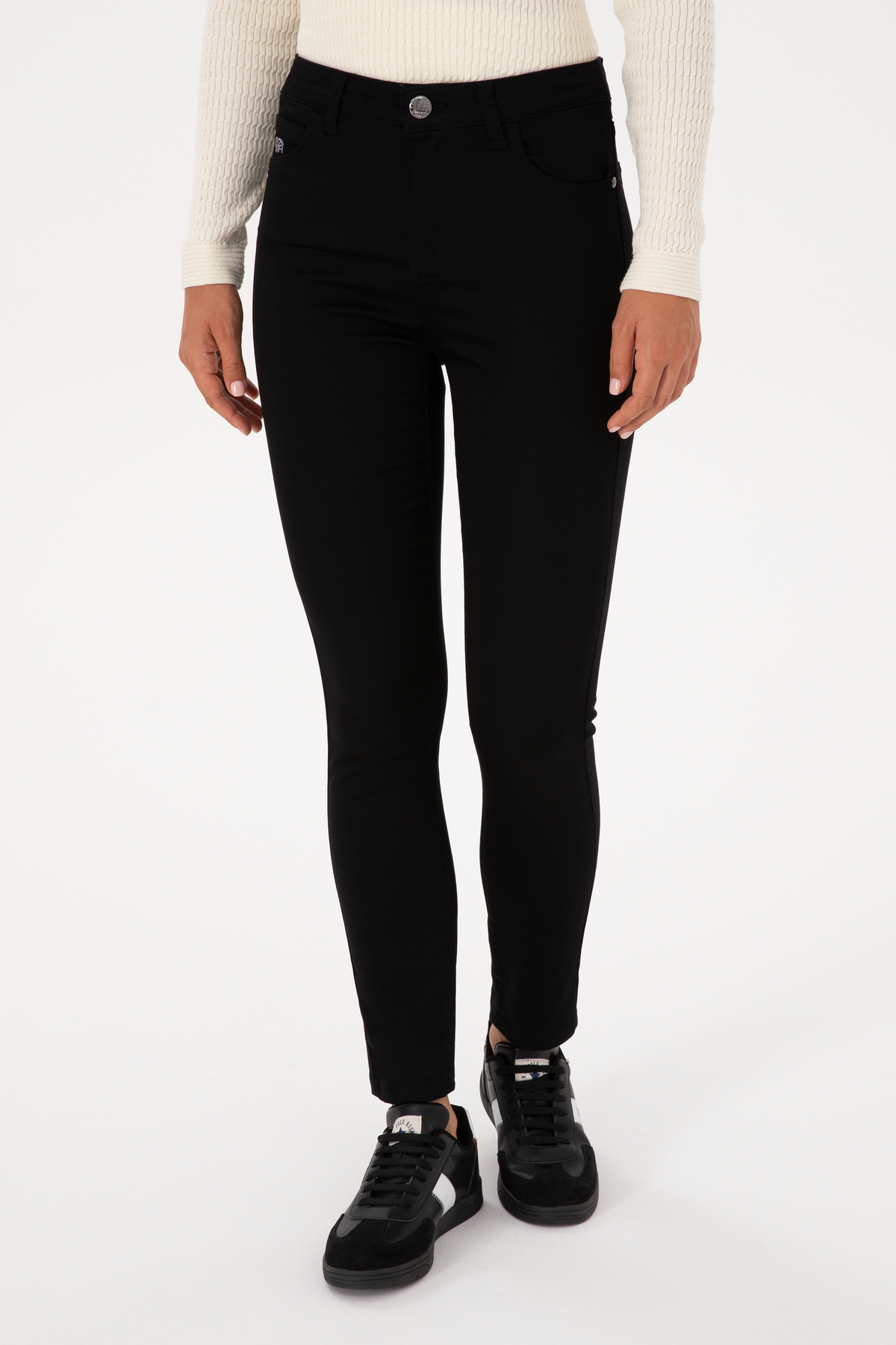 U.S. Polo Assn. Kadın Siyah Toothpick Fit Kanvas Pantolon 50317139-VR046 görsel 2
