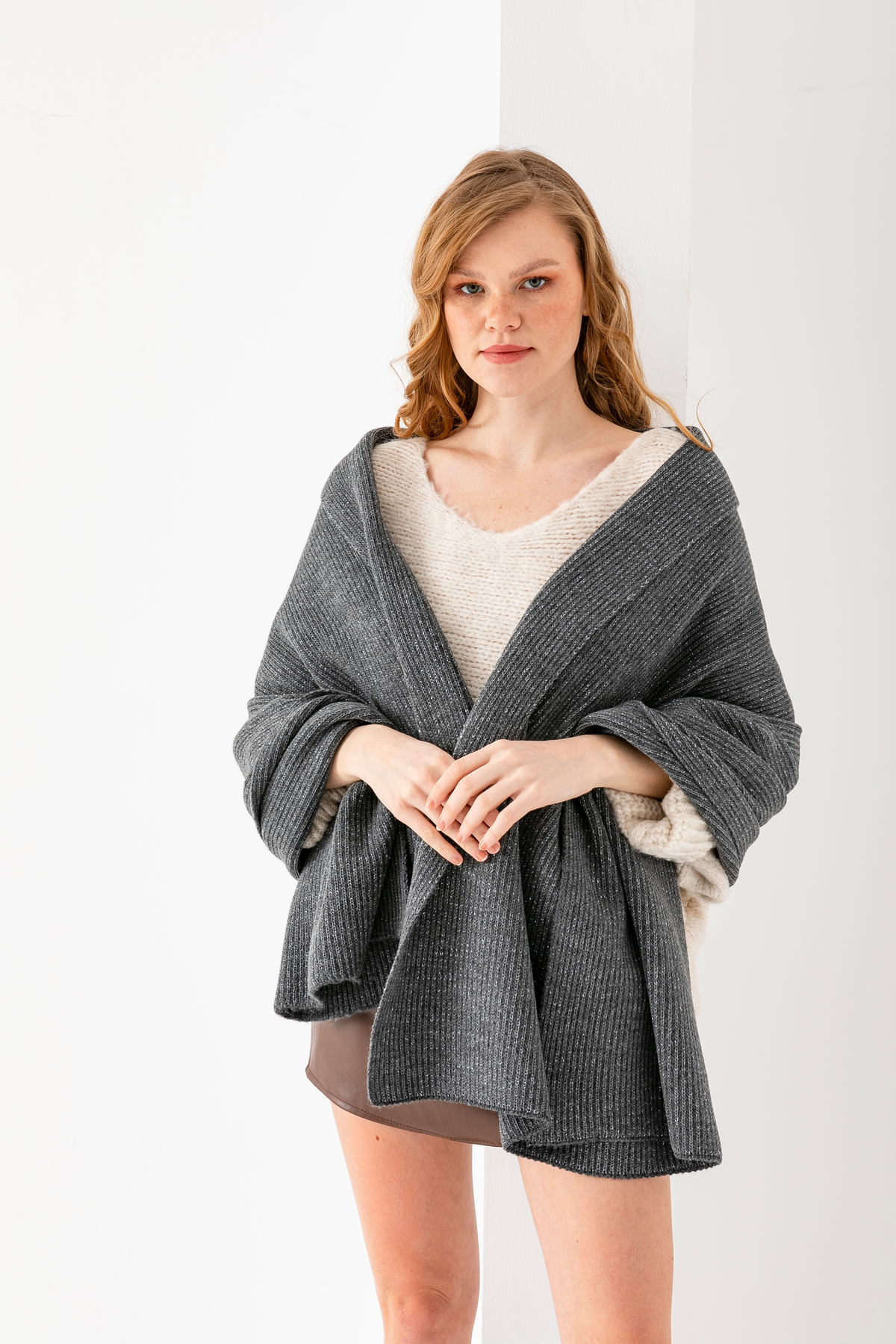 Thick Glitter Knitwear Shoulder Shawl – Stylish and Comfortable Women's Shawl Model - soft Shoulder Shawl