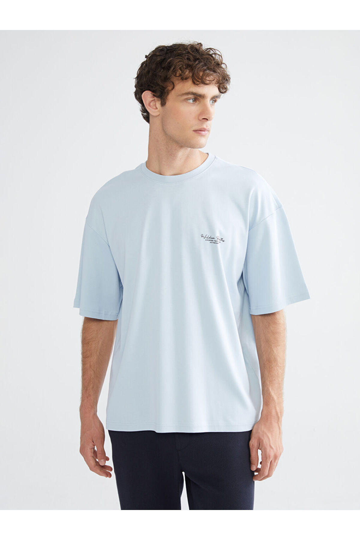 تیشرت ال سی وایکیکی W5KY48Z8