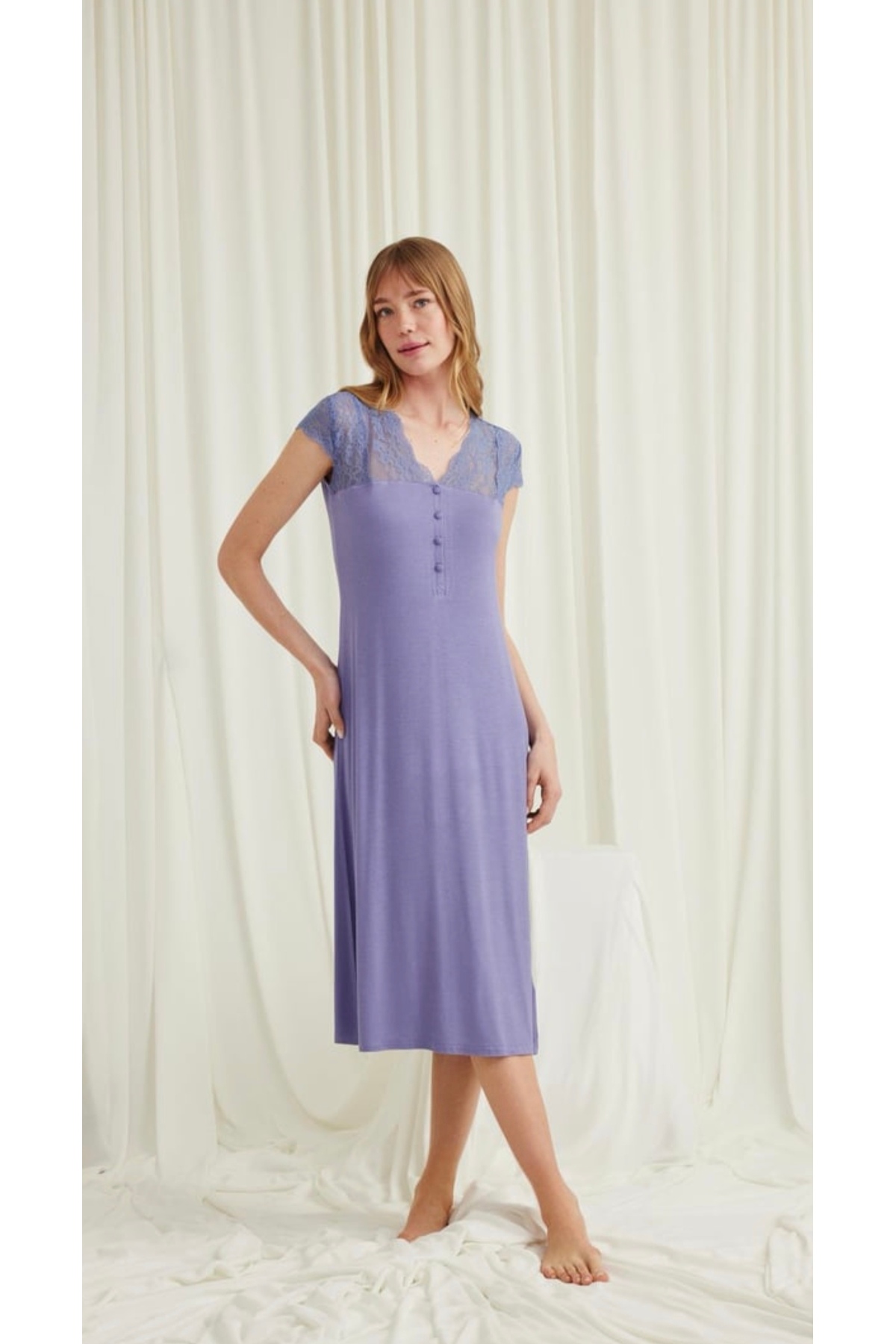 NightLove Monamise Yakası Dantelli Önü Düğmeli Gecelik 18565