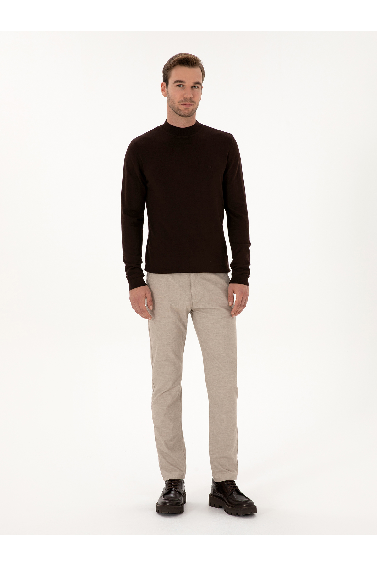 شلوار کتان بافت‌دار ترکیبی بژ و اسلیم فیت برند کاشارل کد:(50311720-VR011) Cacharel