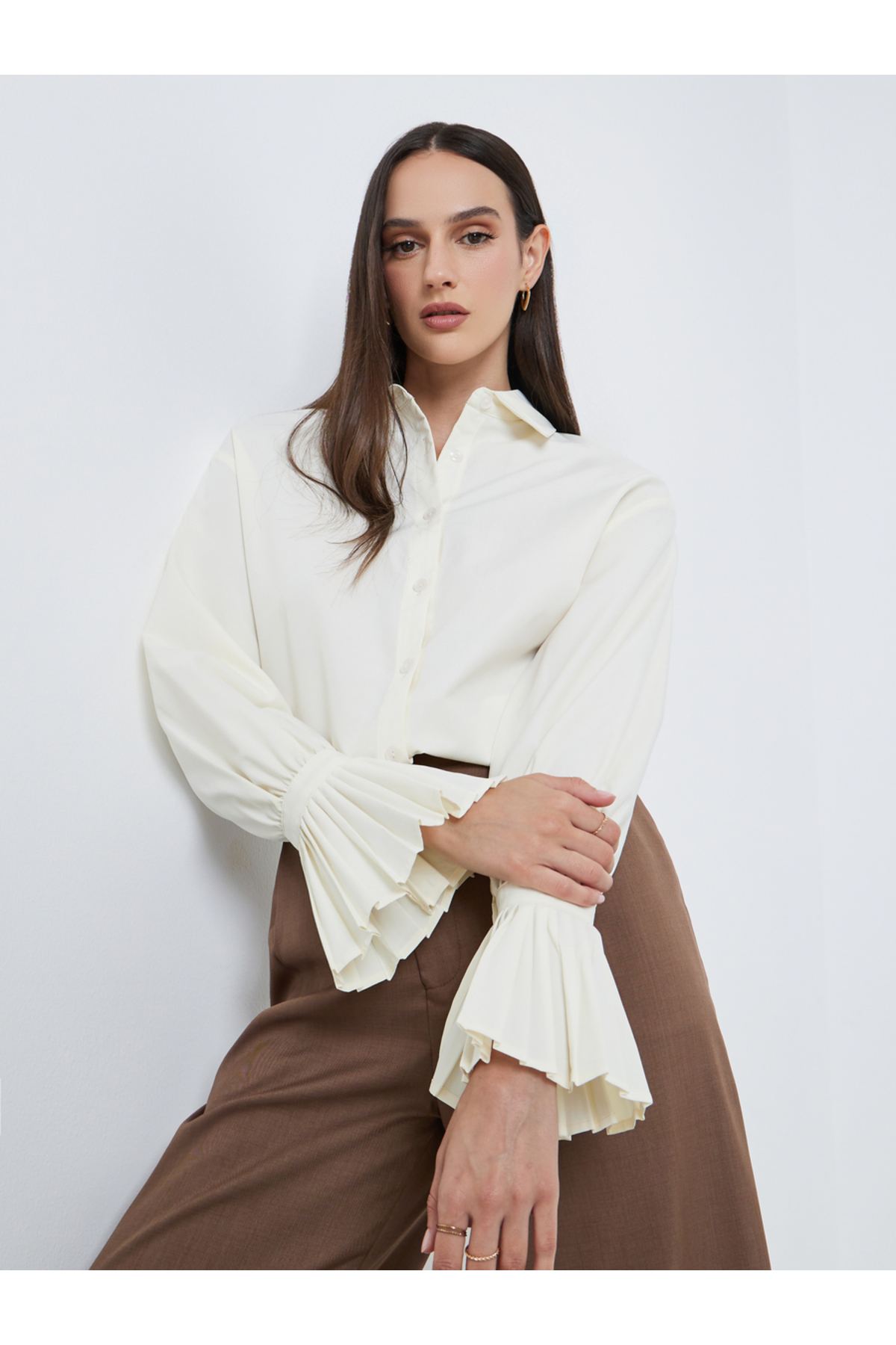 Styli Solid Pleated Detail Long Sleeve Shirt