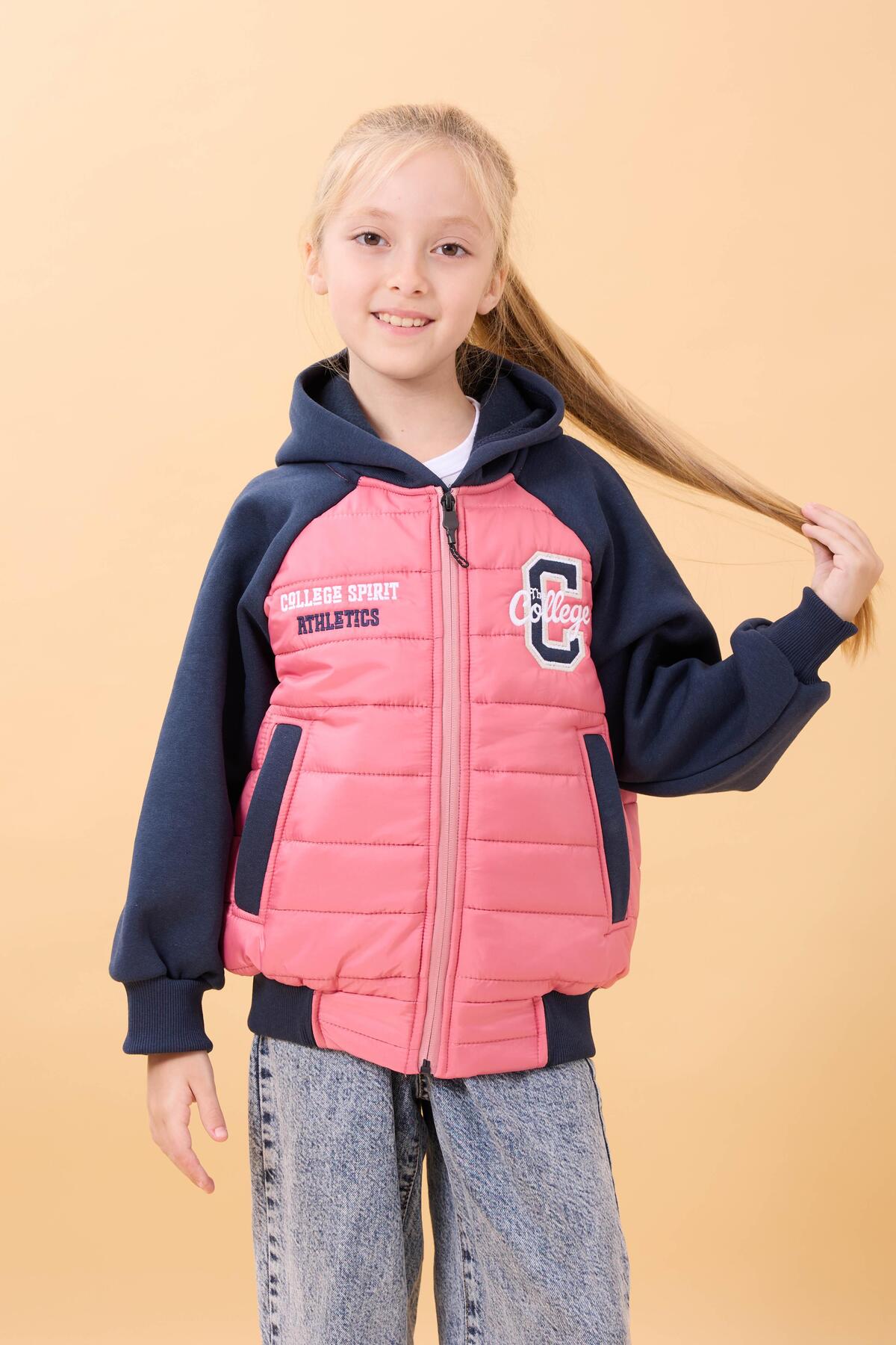 Perendi Kız Çocuk İçi Peluşlu Kapüşonlu Kapitone Kolej Ceket – Gülkurusu fotoğrafı 3 (önizleme)