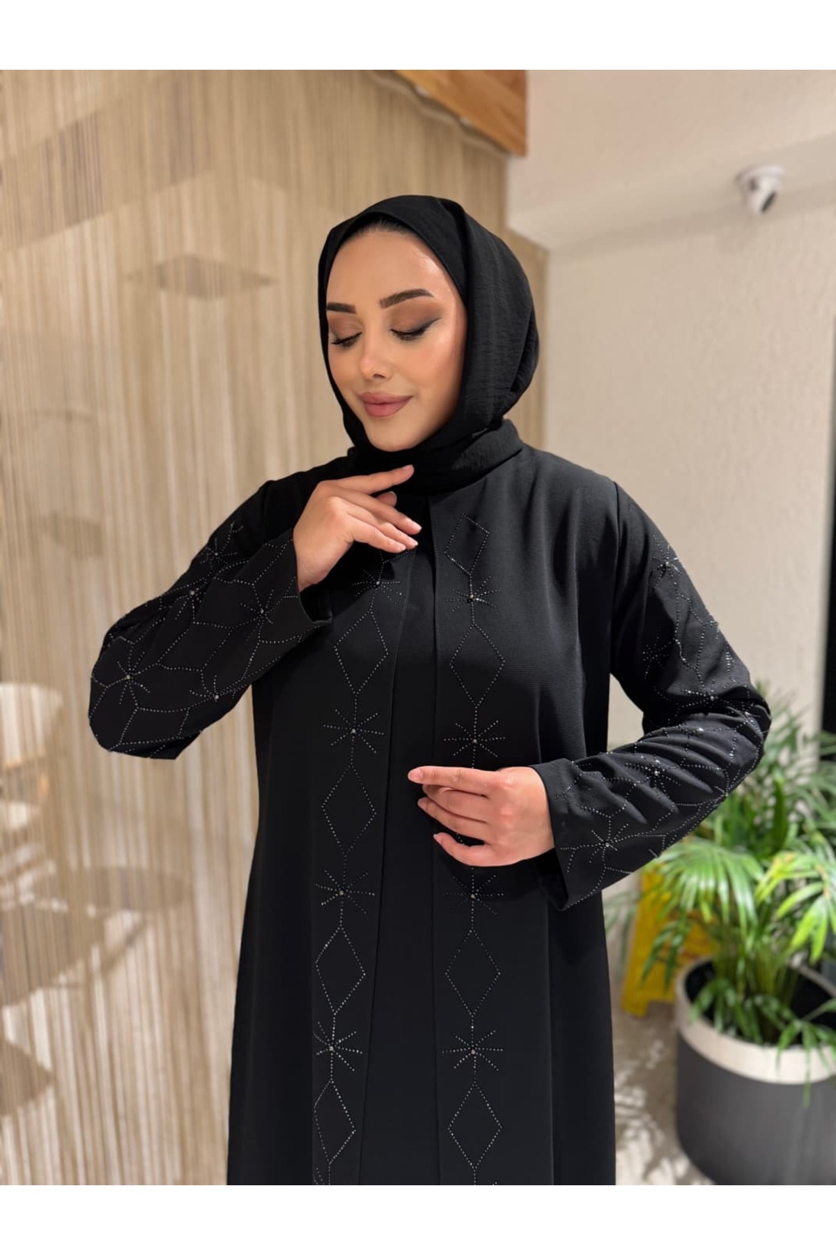 PLUS SIZE MOM DRESS WITH YILDIZ GEMSTONE