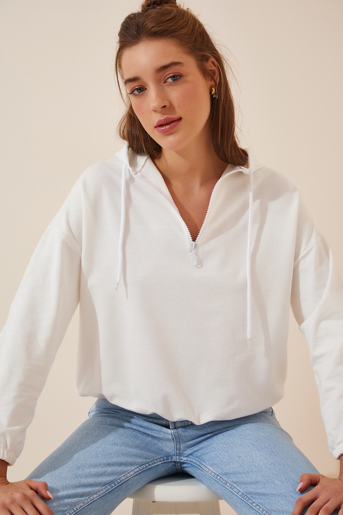Happiness İstanbul Sweatshirt Weiß Regular Fit Fast ausverkauft