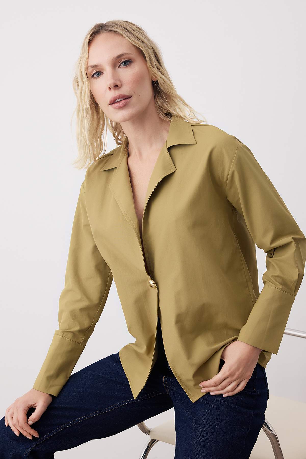 Trendyolmilla  Haki Gold Toka Detaylı Gömlek TWOAW26GO00061 - Görsel 2