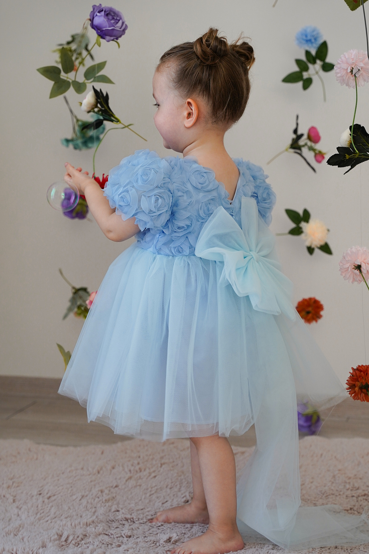 ALYRA Kız Bebek Elbise Kısa Kollu Fiyonklu Güllü Doğum Günü Parti Düğün Özel Gün Abiye Kız Çocuk Elbise fotoğrafı 2 (önizleme)