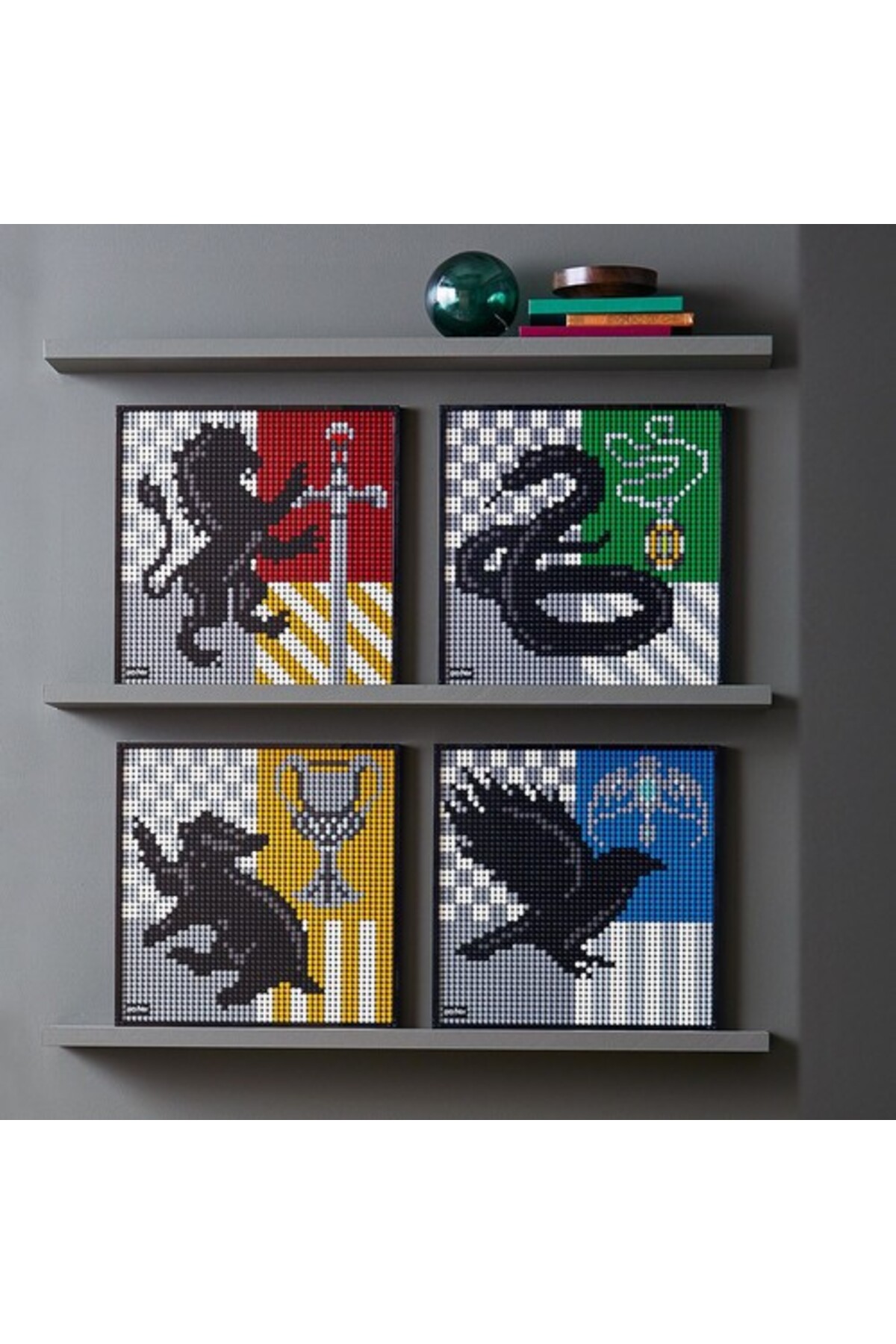 مجموعه ساختنی نشان‌های هاگوارتز™ آرت هری پاتر™ ۳۱۲۰۱ (۴۲۴۹ قطعه)