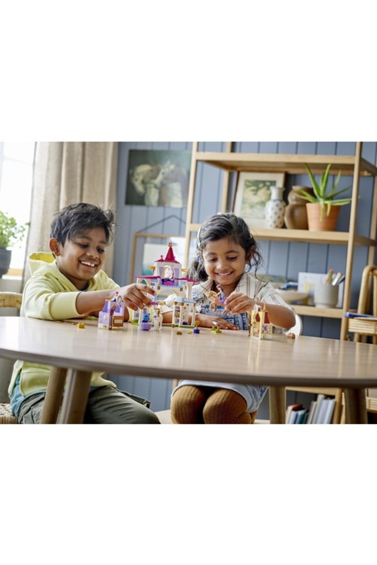 مجموعه ساختنی اصطبل سلطنتی بل و راپونزل دیزنی پرنسس™ ۴۳۱۹۵ (۲۳۹ قطعه)