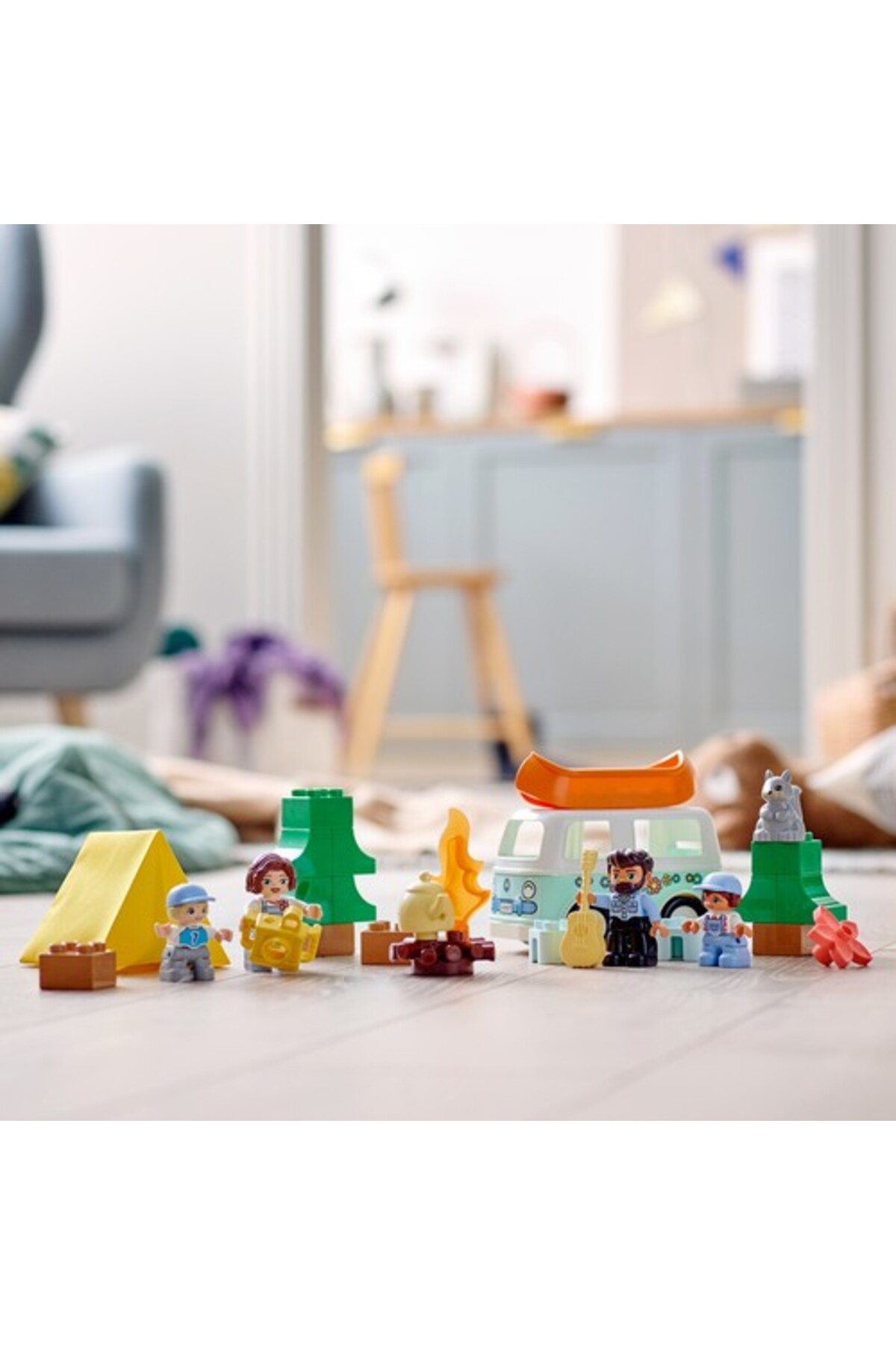 ماجراجویی کاروان خانوادگی دوپلو تاون ۱۰۹۴۶ – مجموعه ساختنی اسباب‌بازی خلاقانه با تم کمپینگ (۳۰ تکه)