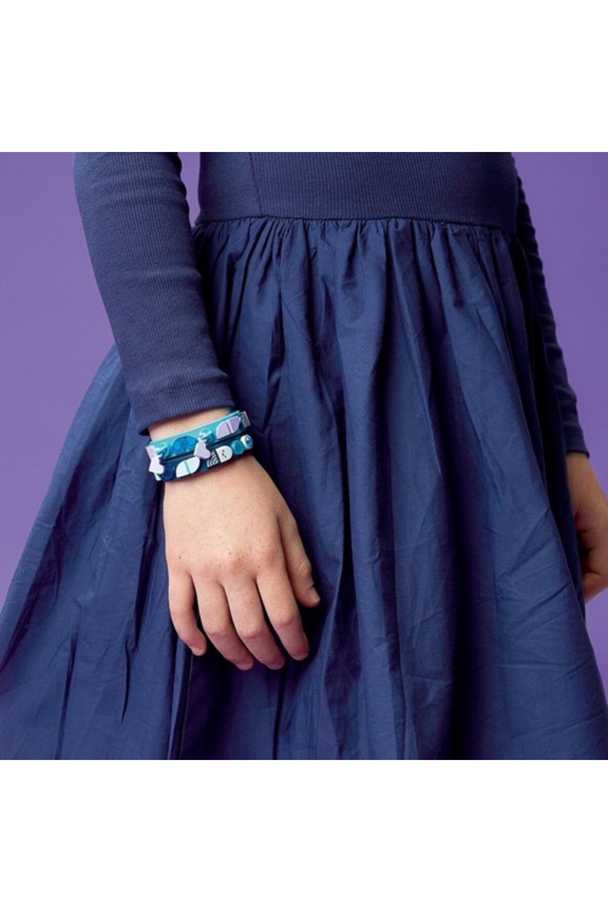 نقطه‌ها ۴۱۹۴۲ در دستبندهای عمیق با آویزها