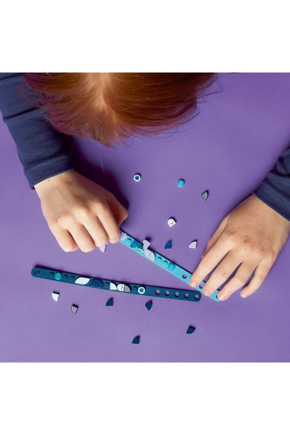 نقطه‌ها ۴۱۹۴۲ در دستبندهای عمیق با آویزها