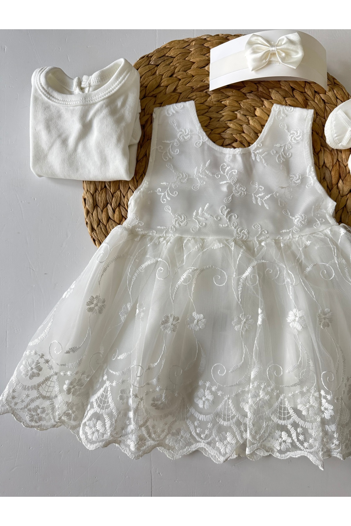 PİLEKİ BABY ( 4 Parça ) 0 4 Ay Yenidoğan Bebek Mevlüt Elbisesi Prenses Elbise Dantelli Kız Bebek Elbisesi fotoğrafı 4 (önizleme)