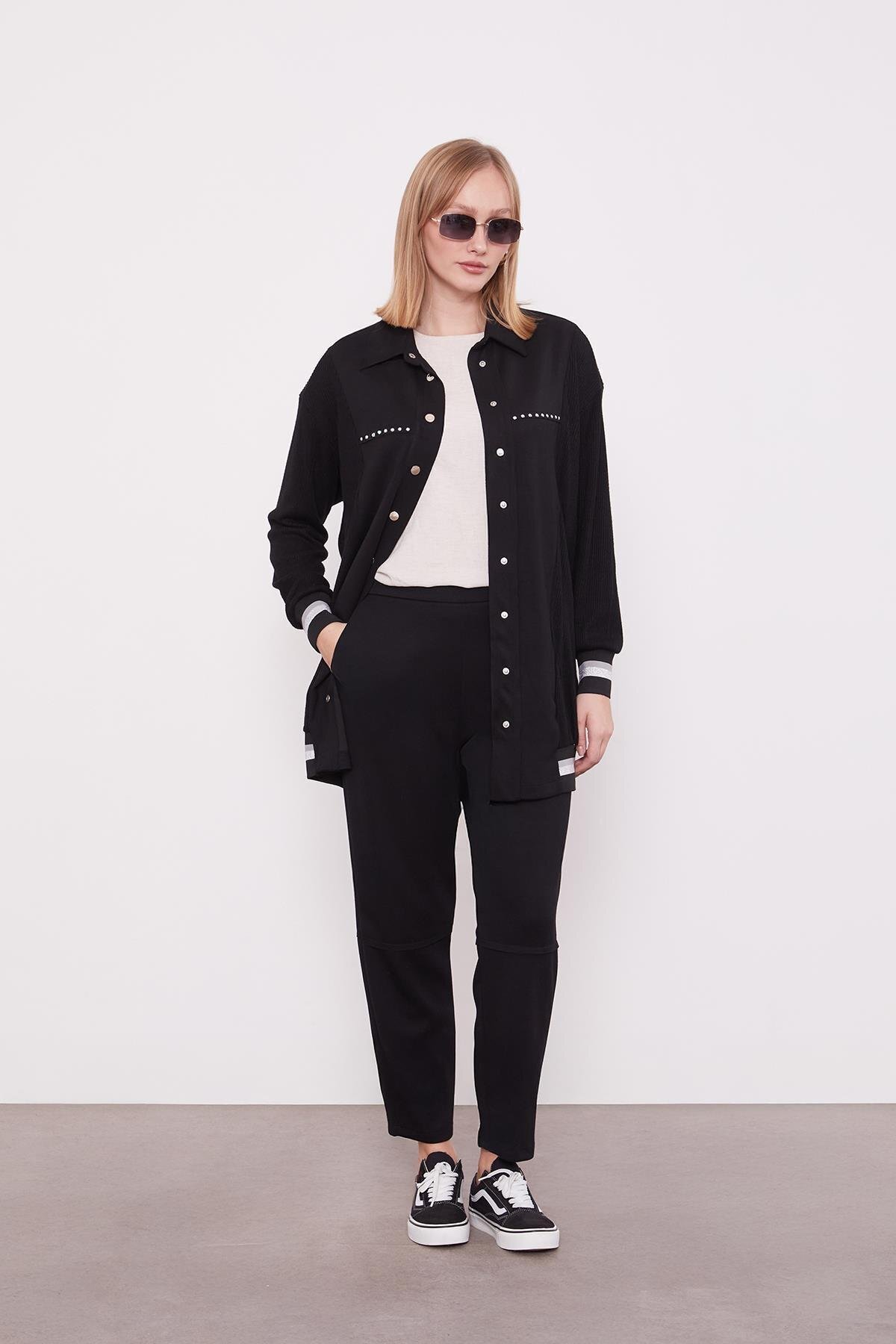 Levidor Siyah Simli Ribana Detay Takım