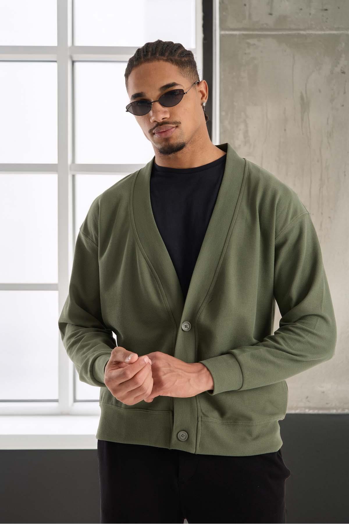 Potter Dokulu Selanik Kumaş Oversize Basic 3 Düğmeli Erkek Hırka - Avcı Yeşili — سبز DH10013 — تصویر 7 از 8