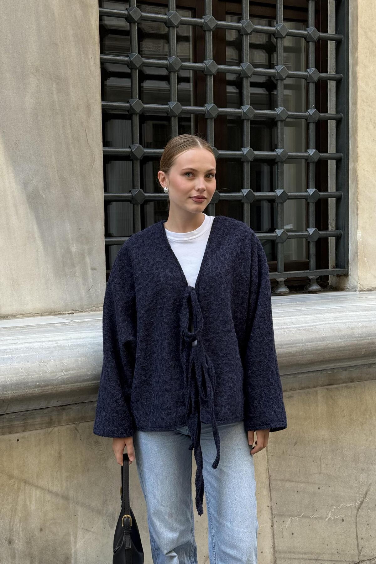 Raneel Kazançlı Alışveriş  Kırçıllı Çift Düğme Bağlamalı Kaşe Ceket Lacivert - Görsel 2