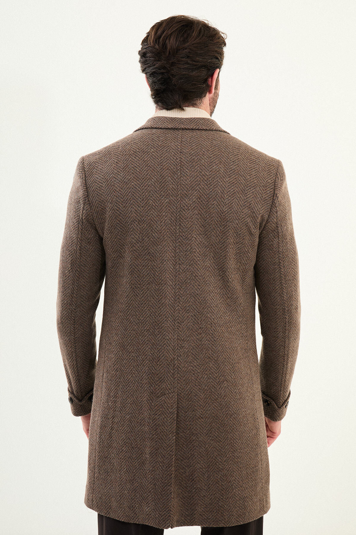 Desenli Slim Fit Geniş Yaka Kruvaze Yün Erkek Kaban Kahve - 21321.25K — رنگارنگ — تصویر 5 از 6