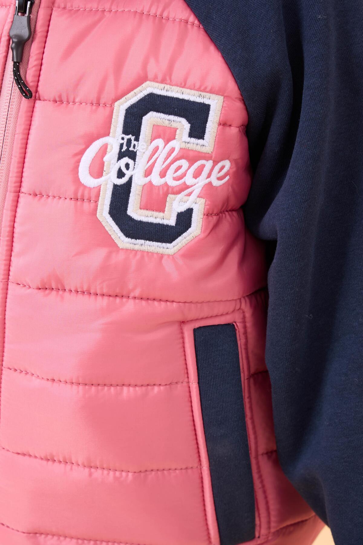 Perendi Kız Çocuk İçi Peluşlu Kapüşonlu Kapitone Kolej Ceket – Gülkurusu fotoğrafı 6 (önizleme)