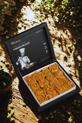 Kaleiçi Premium Delight Lotus Bisküvili Antep Fıstıklı Türk Lokumu - 555 gr