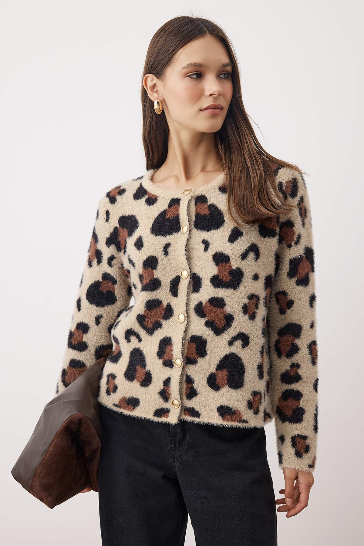 Trendyolmilla Vizon Sakal/Yumoş İplikli Leopar Desenli Triko Hırka TWOAW26HI00237