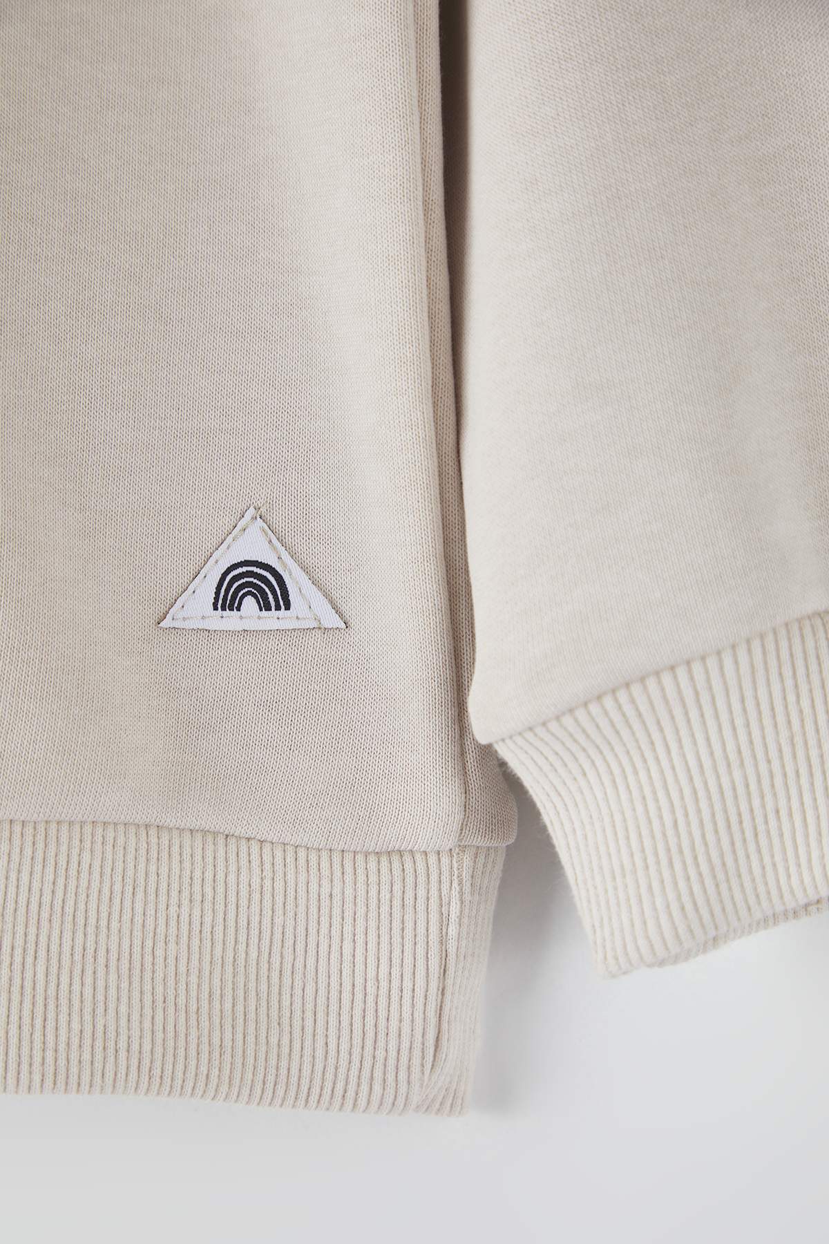 Trendyolmilla  Taş Pamuklu Düz Polo Yaka Regular Örme Unisex Çocuk Sweatshirt TKDAW26SW00028 - Görsel 3